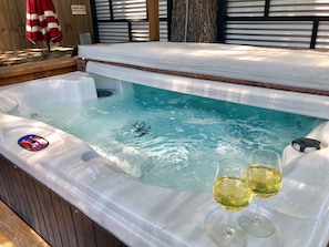 Enjoy your private hot tub! (additional $25 cleaning fee)