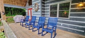 Front deck and grill