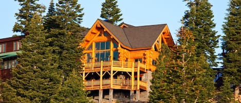 A truly UNIQUE Log Home!!!