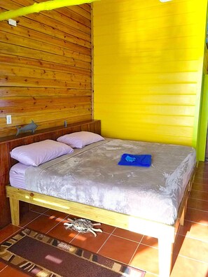 Yellowtail Cabana King Size Bed