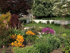 Extensive gardens