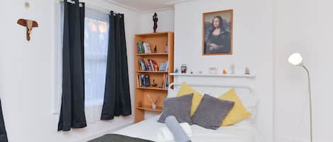 Fabulous Bright Room Located In Central London 2