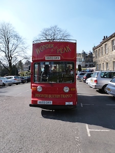 Spacious stylish house for group stays in  beautiful Buxton, pet friendly.  