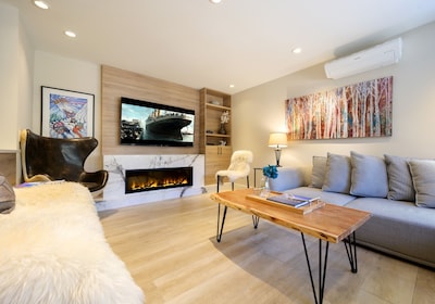 Modern mountain luxury defines this 4 bedrm/3 bathrm townhome @ the Gondola base
