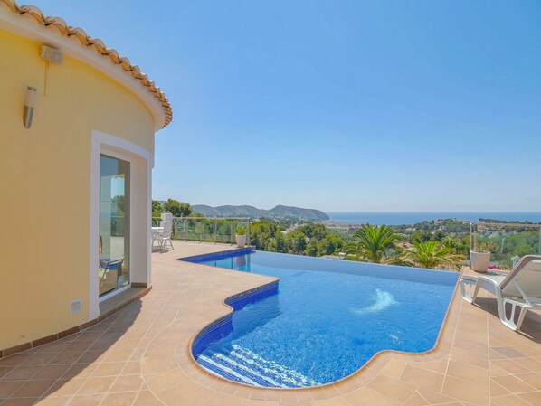 Extérieur maison de vacances [été]