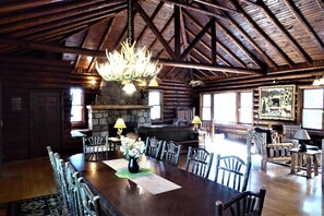 Dining Room with 10 Chairs