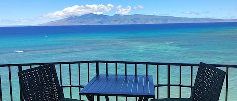 Panoramic ocean front views from one of the lanais