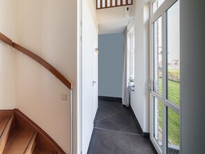 Entrance / Reception
