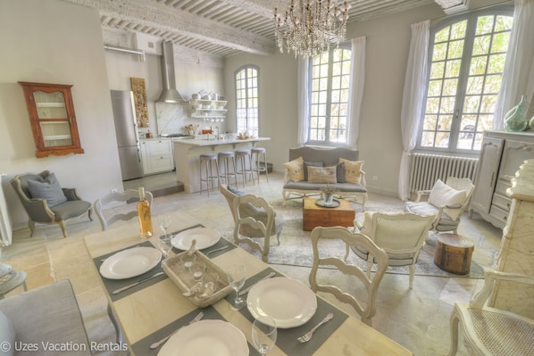 Living room/Dining-room