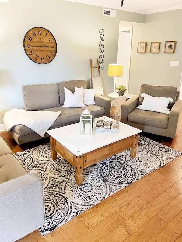 Living room - comfy and cozy