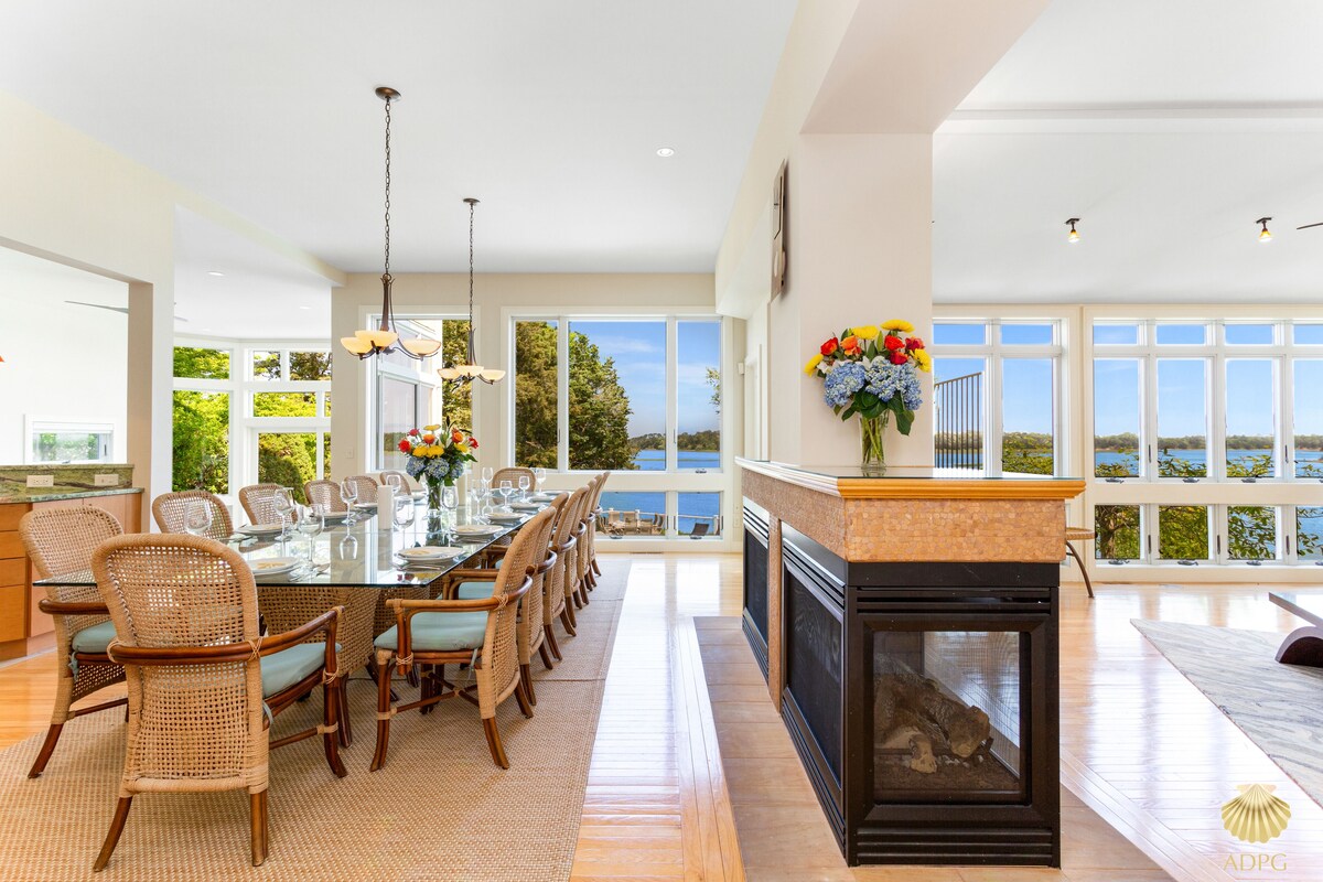 Executive Waterfront Luxury Estate 6000 Sqft; Heated Pool; Elevator