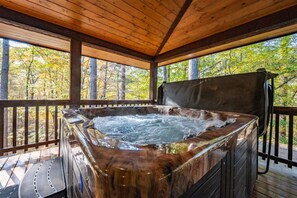 Private Hot tub