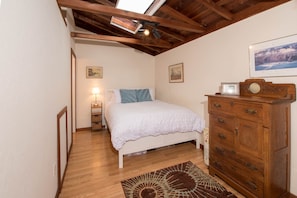 Queen bed