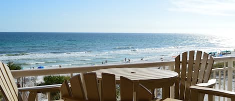 What a balcony view from Destin Towers 43!