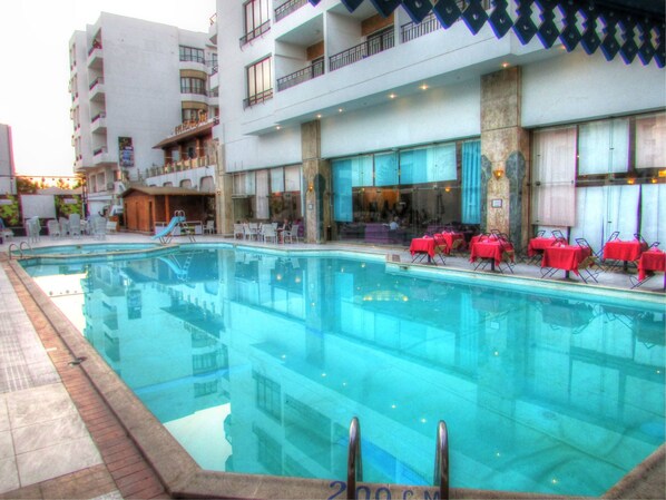 Piscina externa