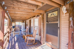 Front entrance to the quaint chalet