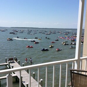 Always a good time watching the activity at Seacrets from the balcony 
