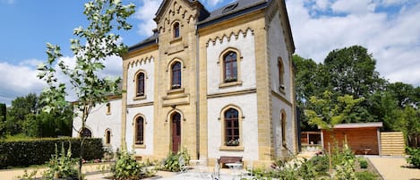 Extérieur maison de vacances [été]