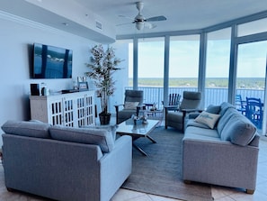 Family room with windows overlooking the lagoon