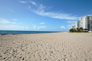 BEACH JUST IN FRONT
