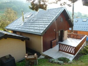 la terrasse côté sud-ouest 