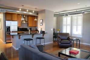 Living Area, Kitchen & Study Area
