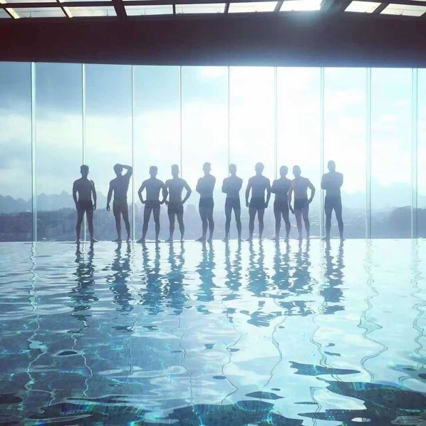 Rooftop pool