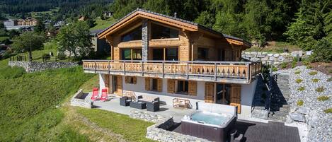 Chalet Charbray - Jacuzzi - Sauna - Views - 1