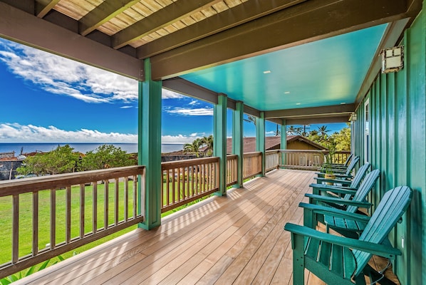 Lower level lanai with ocean view!