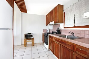 PK 307 kitchen