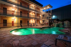 Swimming pool at night!