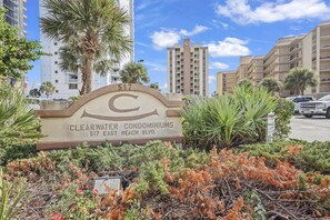 Clearwater Complex - Clearwater complex is located on East Beach Boulevard in Gulf Shores.