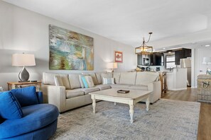 4094 Beachside One