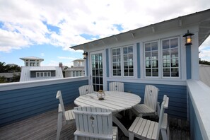 Private Tower with Seaside Views!