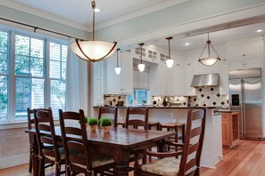 First Floor: Dining Area