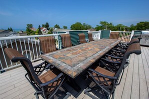 Outdoor Living | Roof Top Patio