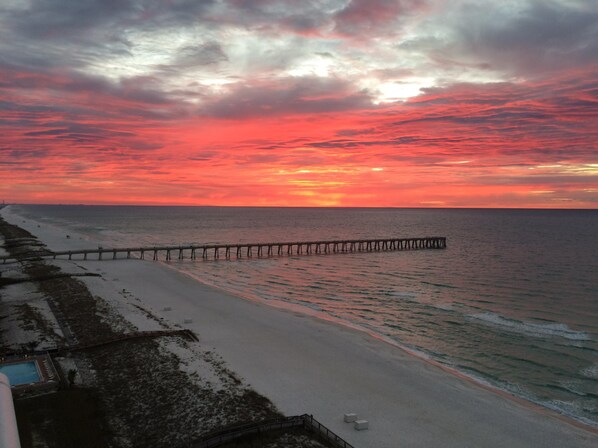 THE VIEW!  Time for morning coffee on the balcony.
