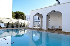 Piscina all'aperto