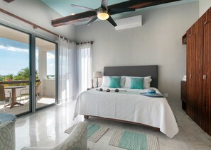 The spacious master suite - Sleep soundly and wake to an ocean view