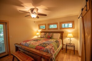 King bedroom...