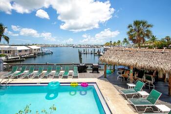 Antigua Retreat- 2BR 2BA waterfront condo w/ pool & boat slip