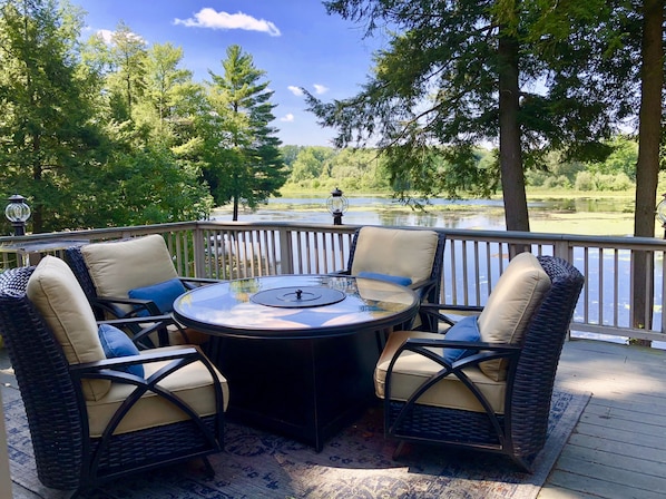 Peaceful Deck with Great Lake views, Comfortable Fire Table