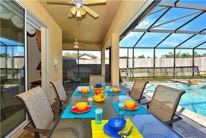 Outdoor dining