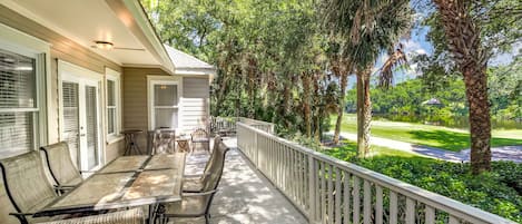 Deck overlooking Cougar Point Golf Course