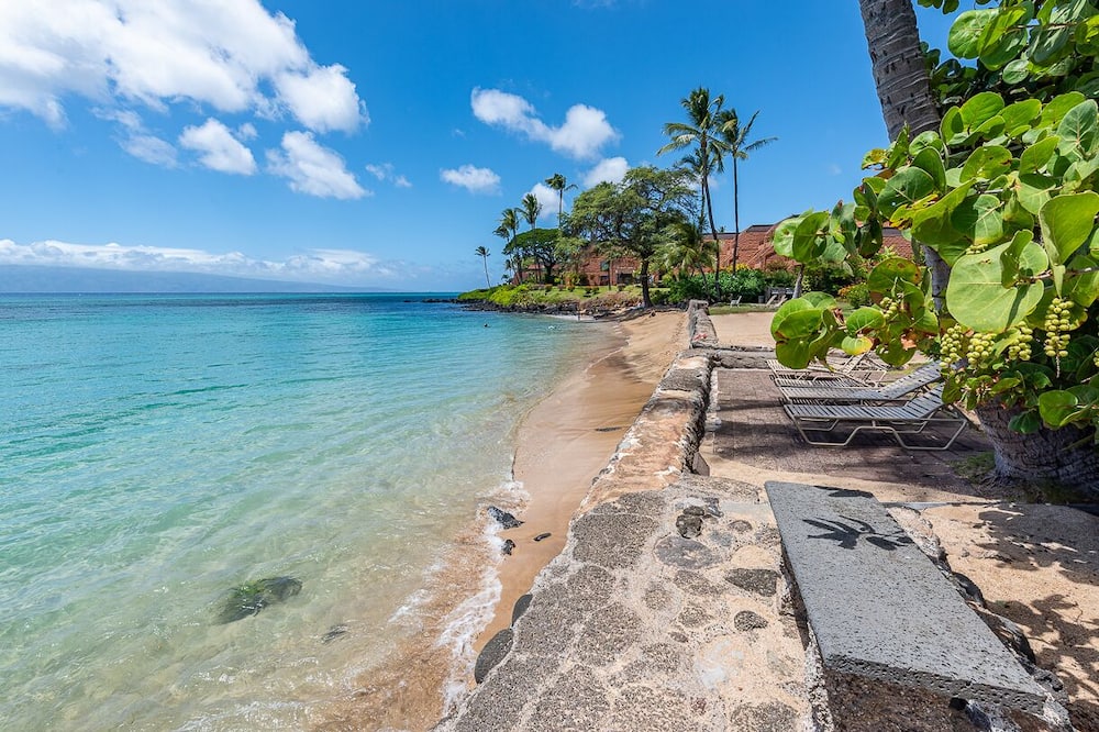 Hoyochi Nikko A Quaint Oceanfront Retreat in Maui