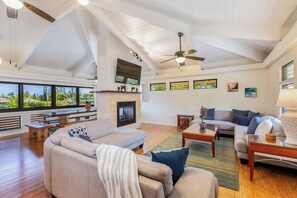 Upstairs living room
