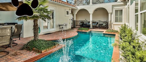 Pearl of Destiny - Private Pool and Patio Area