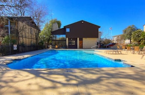 Shared swimming pool!