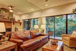 great views out the sliding glass door windows