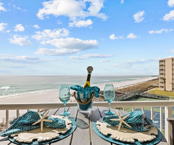 HSRC 422 Gorgeous Condo View
